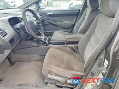 Zdjęcie 7 z 12 samochodu: 2008 HONDA CIVIC LX VIN:2HGFA16588H302807 - miniatura