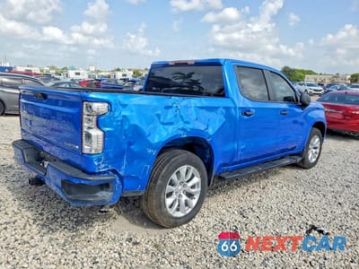 Trzecie zdjęcie samochodu z tyłu: 2025 CHEVROLET SILVERADO C1500 CUSTOM VIN:3GCPABEK2SG297739 - miniatura
