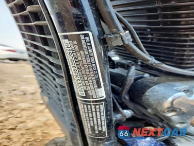 Zdjęcie 9 z 9 samochodu: 2015 HONDA VT1300 CR VIN:JH2SC6609FK500088 - miniatura