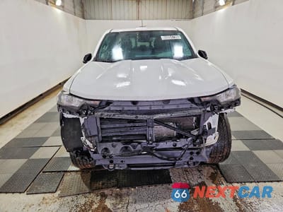 Piąte zdjęcie samochodu w środku: 2023 CHEVROLET COLORADO VIN:1GCGTBEC4P1161900 - miniatura