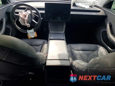 Zdjęcie 8 z 12 samochodu: 2024 TESLA MODEL 3 VIN:5YJ3E1EA5RF730300 - miniatura