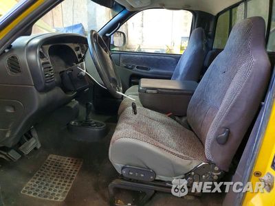 Zdjęcie 7 z 12 samochodu: 2000 DODGE RAM 1500 VIN:1B7HF16Z6YS542605 - miniatura