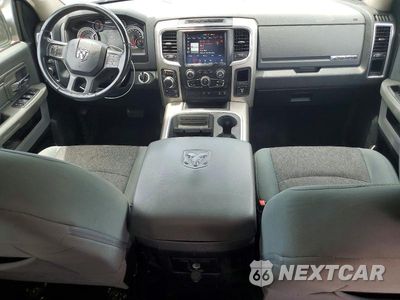 Zdjęcie 8 z 12 samochodu: 2018 RAM 1500 SLT VIN:1C6RR7LG5JS139889 - miniatura