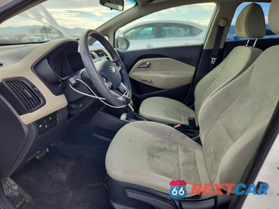 Zdjęcie 7 z 13 samochodu: 2012 KIA RIO LX VIN:KNADM4A37C6061009 - miniatura