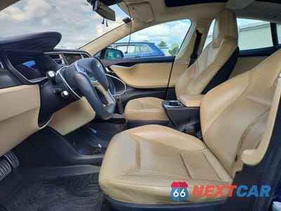 Zdjęcie 7 z 12 samochodu: 2015 TESLA MODEL S VIN:5YJSA1E47FF114353 - miniatura