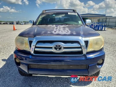 Piąte zdjęcie samochodu w środku: 2007 TOYOTA TACOMA DOUBLE CAB PRERUNNER VIN:3TMJU62N07M047539 - miniatura