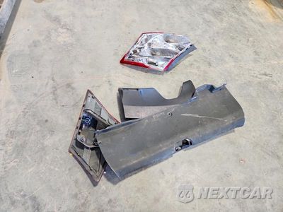 Zdjęcie 12 z 13 samochodu: 2008 HONDA ACCORD EXL VIN:1HGCS22838A015136 - miniatura