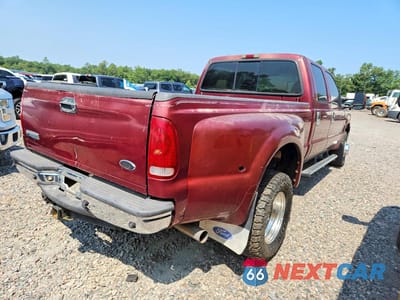 Trzecie zdjęcie samochodu z tyłu: 2005 FORD F350 SUPER DUTY VIN:1FTWW33P45EA64491 - miniatura