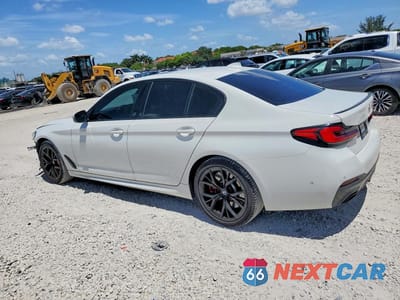 Drugie zdjęcie samochodu z przodu: 2022 BMW 540 I VIN:WBA53BJ04NWX54446 - miniatura