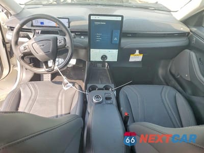 Zdjęcie 8 z 13 samochodu: 2024 FORD MUSTANG MACH-E PREMIUM VIN:3FMTK3SU5RMA36572 - miniatura