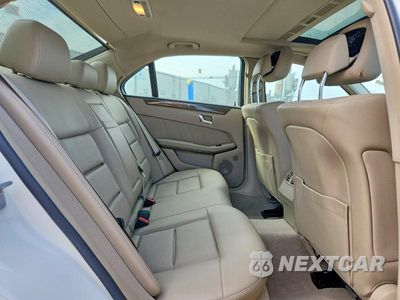 Zdjęcie 10 z 12 samochodu: 2011 MERCEDES-BENZ E 350 VIN:WDDHF5GBXBA346940 - miniatura