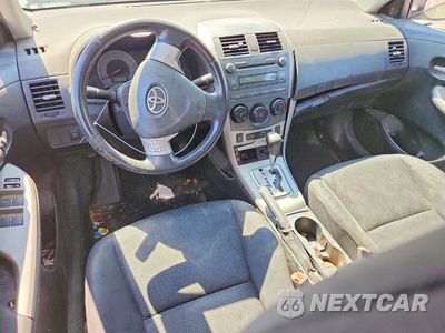 Zdjęcie 8 z 12 samochodu: 2010 TOYOTA COROLLA VIN:1NXBU4EE7AZ171696 - miniatura
