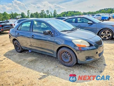 Czwarte zdjęcie samochodu z boku: 2009 TOYOTA YARIS BASE VIN:JTDBT903391335680 - miniatura