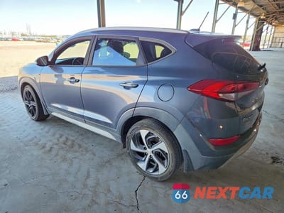 Drugie zdjęcie samochodu z przodu: 2017 HYUNDAI TUCSON VIN:KM8J33A24HU524295 - miniatura