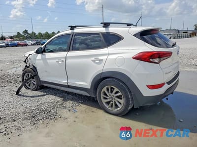 Drugie zdjęcie samochodu z przodu: 2017 HYUNDAI TUCSON SE VIN:KM8J33A4XHU488372 - miniatura