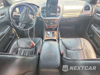 Zdjęcie 8 z 12 samochodu: 2019 CHRYSLER 300C VIN:2C3CCAPT8KH565254 - miniatura