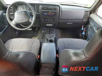 Zdjęcie 8 z 14 samochodu: 2001 JEEP CHEROKEE SPORT VIN:1J4FF48S91L539801 - miniatura