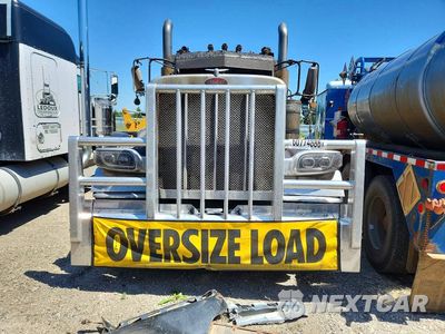 Piąte zdjęcie samochodu w środku: 2019 PETERBILT 389 SEMI TRUCK VIN:1XPXD49X2KD626587 - miniatura