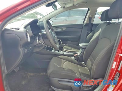 Zdjęcie 7 z 12 samochodu: 2019 KIA FORTE LXS VIN:3KPF24AD5KE027458 - miniatura
