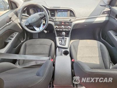 Zdjęcie 8 z 12 samochodu: 2020 HYUNDAI ELANTRA SEL VIN:5NPD84LF0LH552865 - miniatura
