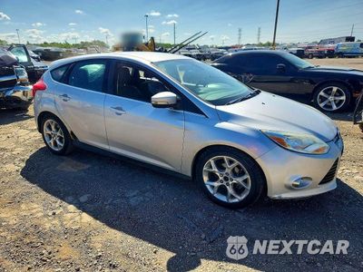 Czwarte zdjęcie samochodu z boku: 2012 FORD FOCUS SEL VIN:1FAHP3M29CL221407 - miniatura