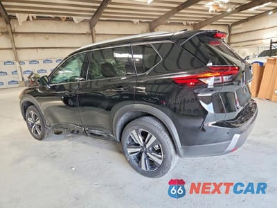 Drugie zdjęcie samochodu z przodu: 2026 NISSAN ROGUE SL VIN:5N1BT3CA5TC821986 - miniatura