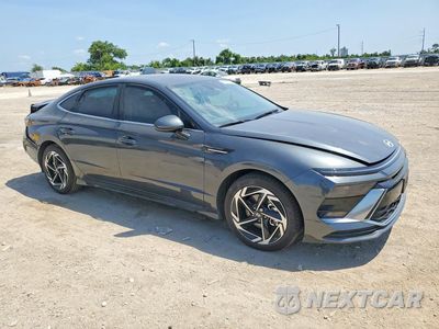 Czwarte zdjęcie samochodu z boku: 2026 HYUNDAI SONATA SEL SPORT VIN:KMHL64JA0TA565613 - miniatura