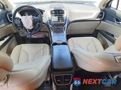 Zdjęcie 8 z 13 samochodu: 2017 LINCOLN MKX SELECT VIN:2LMPJ6KR0HBL15112 - miniatura