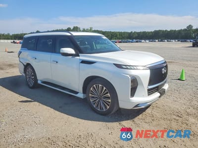 Czwarte zdjęcie samochodu z boku: 2025 INFINITI QX80 LUXE VIN:JN8AZ3BA8S9000784 - miniatura