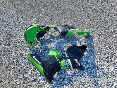 Zdjęcie 9 z 10 samochodu: 2003 KAWASAKI ZX636 B1 VIN:JKBZXJB163A001947 - miniatura
