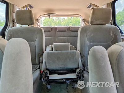 Zdjęcie 10 z 13 samochodu: 2005 TOYOTA SIENNA LE 8 PASSENGER VIN:5TDZA23C95S295920 - miniatura