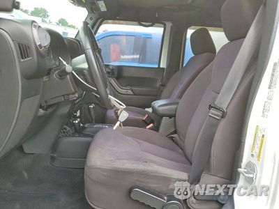 Zdjęcie 7 z 12 samochodu: 2013 JEEP WRANGLER UNLIMITED SPORT VIN:1C4BJWDG7DL543074 - miniatura