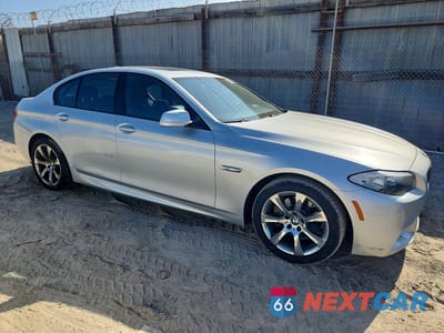 Czwarte zdjęcie samochodu z boku: 2011 BMW 528 I VIN:WBAFR1C50BC742880 - miniatura