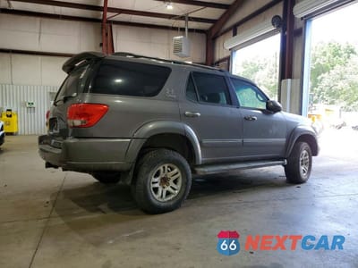 Trzecie zdjęcie samochodu z tyłu: 2005 TOYOTA SEQUOIA SR5 VIN:5TDZT34A55S246114 - miniatura