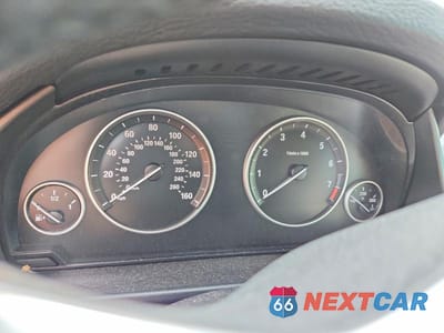 Zdjęcie 9 z 13 samochodu: 2015 BMW X5 XDRIVE35I VIN:5UXKR0C52F0K55407 - miniatura