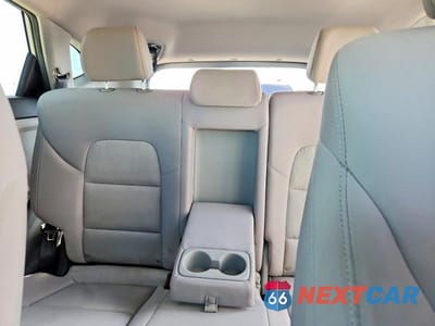 Zdjęcie 10 z 13 samochodu: 2016 HYUNDAI TUCSON SPORT VIN:KM8J33A27GU203110 - miniatura