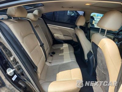 Zdjęcie 10 z 12 samochodu: 2020 HYUNDAI ELANTRA LIMITED VIN:5NPD84LF9LH517953 - miniatura