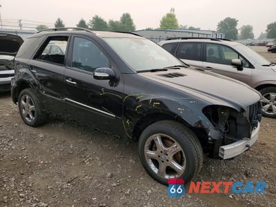 Czwarte zdjęcie samochodu z boku: 2006 MERCEDES-BENZ ML 350 VIN:4JGBB86E36A027616 - miniatura