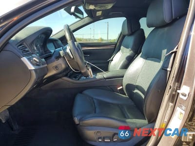 Zdjęcie 7 z 12 samochodu: 2013 BMW 550 I VIN:WBAFR9C54DDX80043 - miniatura