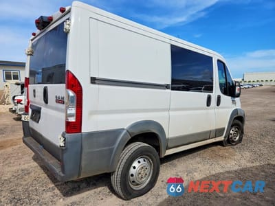 Trzecie zdjęcie samochodu z tyłu: 2018 RAM PROMASTER 1500 1500 STANDARD VIN:3C6TRVNGXJE110060 - miniatura