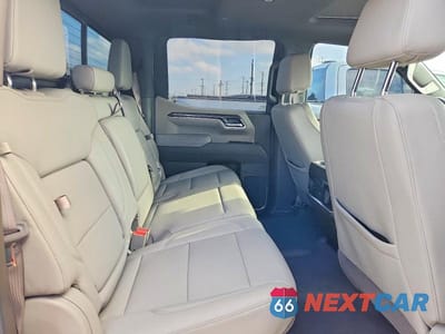 Zdjęcie 10 z 12 samochodu: 2025 CHEVROLET SILVERADO K1500 LTZ VIN:3GCUKGELXSG164829 - miniatura