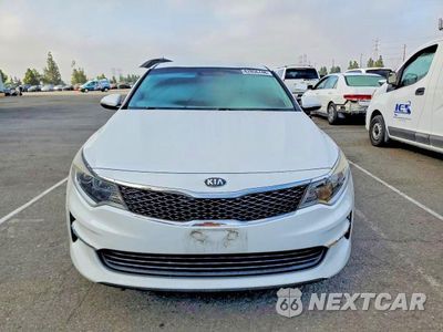 Piąte zdjęcie samochodu w środku: 2018 KIA OPTIMA LX VIN:5XXGT4L33JG225211 - miniatura