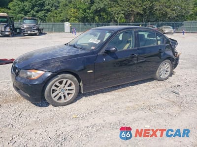 2007 BMW 328 I WBAVA37517NL12506 - główne zdjęcie licytacji z USA - miniatura