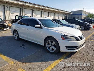 Czwarte zdjęcie samochodu z boku: 2015 VOLKSWAGEN PASSAT SE VIN:1VWBT7A36FC039388 - miniatura