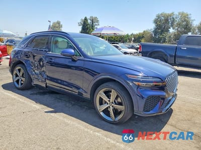 Czwarte zdjęcie samochodu z boku: 2022 GENESIS GV70 3.5T SPORT VIN:KMUMCDTC8NU062412 - miniatura