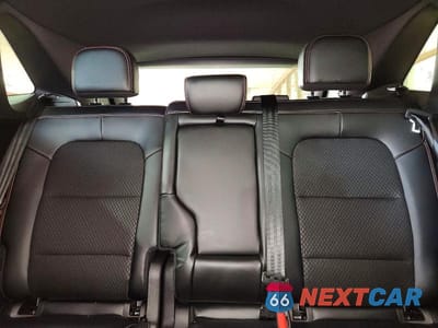 Zdjęcie 10 z 13 samochodu: 2026 FORD ESCAPE ST LINE VIN:1FMCU9MN5TUA10057 - miniatura