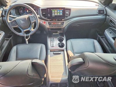 Zdjęcie 8 z 13 samochodu: 2023 HONDA PASSPORT EXL VIN:5FNYF8H50PB013813 - miniatura