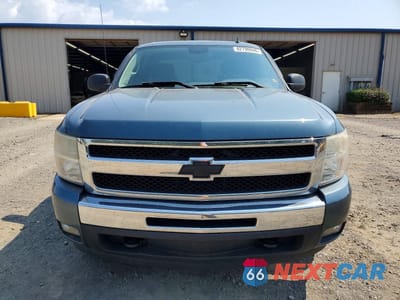 Piąte zdjęcie samochodu w środku: 2011 CHEVROLET SILVERADO K1500 LT VIN:3GCPKSE36BG378085 - miniatura
