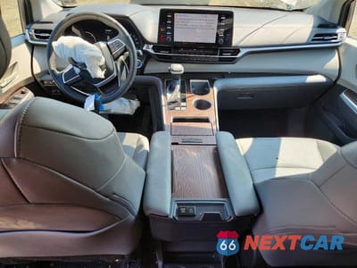 Zdjęcie 8 z 13 samochodu: 2023 TOYOTA SIENNA XLE VIN:5TDYRKEC7PS147320 - miniatura