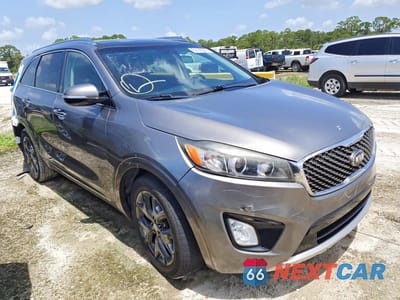 Czwarte zdjęcie samochodu z boku: 2016 KIA SORENTO SX V6 VIN:5XYPK4A51GG047357 - miniatura